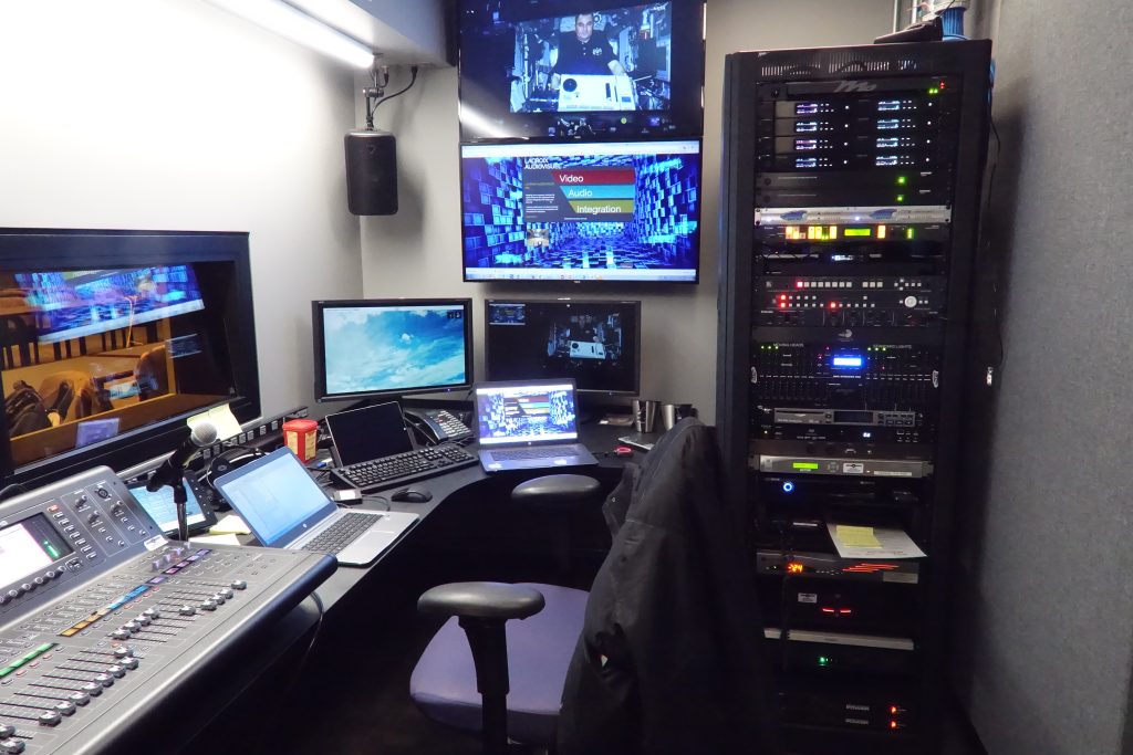 canadian space agency conf center control 1 1024x683